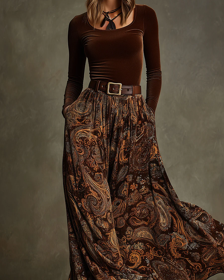 Set top in velluto elasticizzato vintage e gonna maxi paisley con cintura