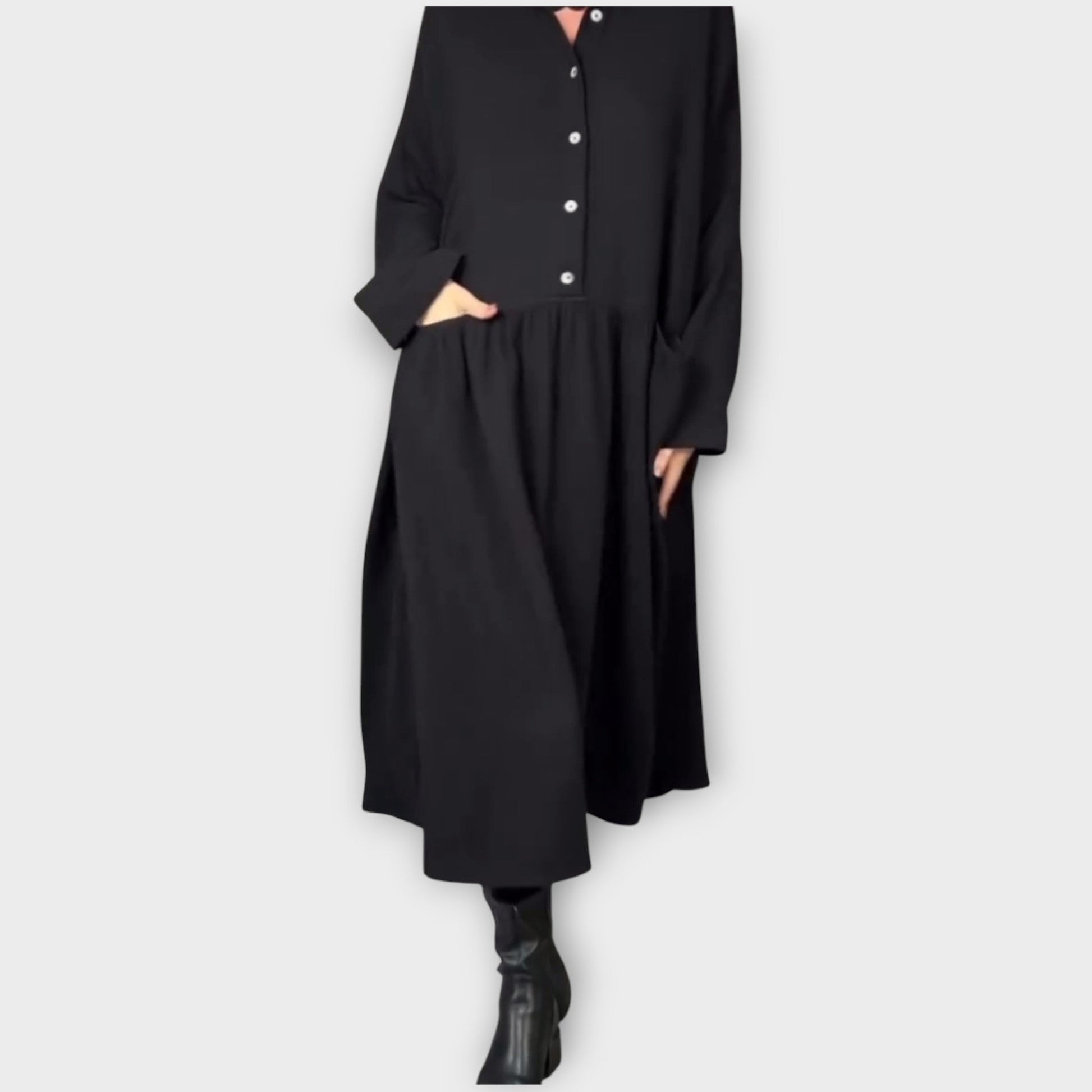 Abito Midi Classico con Bottoni