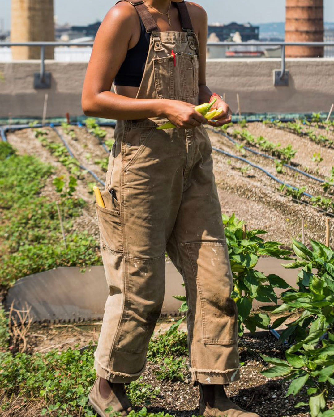 Salopette in Tela da Donna – Vestibilità Relaxed e Stile Ispirato al Lavoro