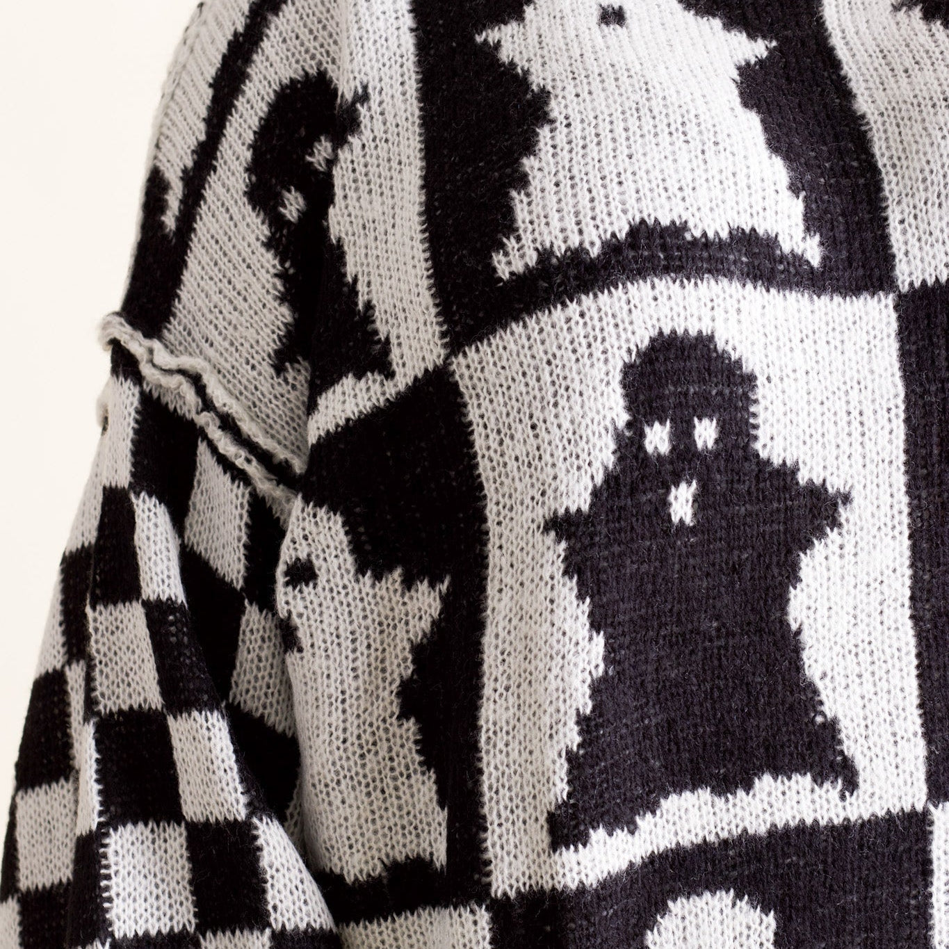 Maglione a Quadri della Stagione Spettrale