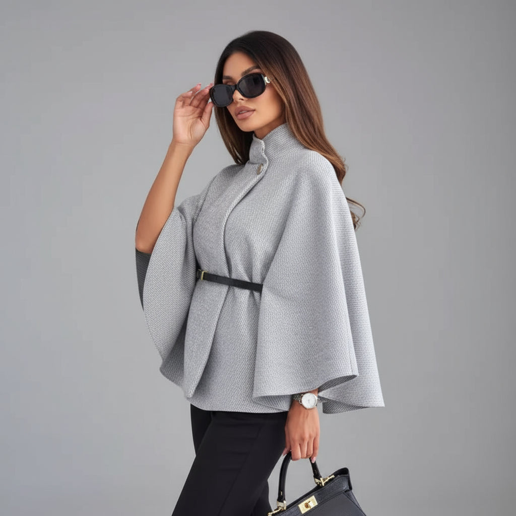 Adele – Giacca Elegante con Maniche a Farfalla e Cintura