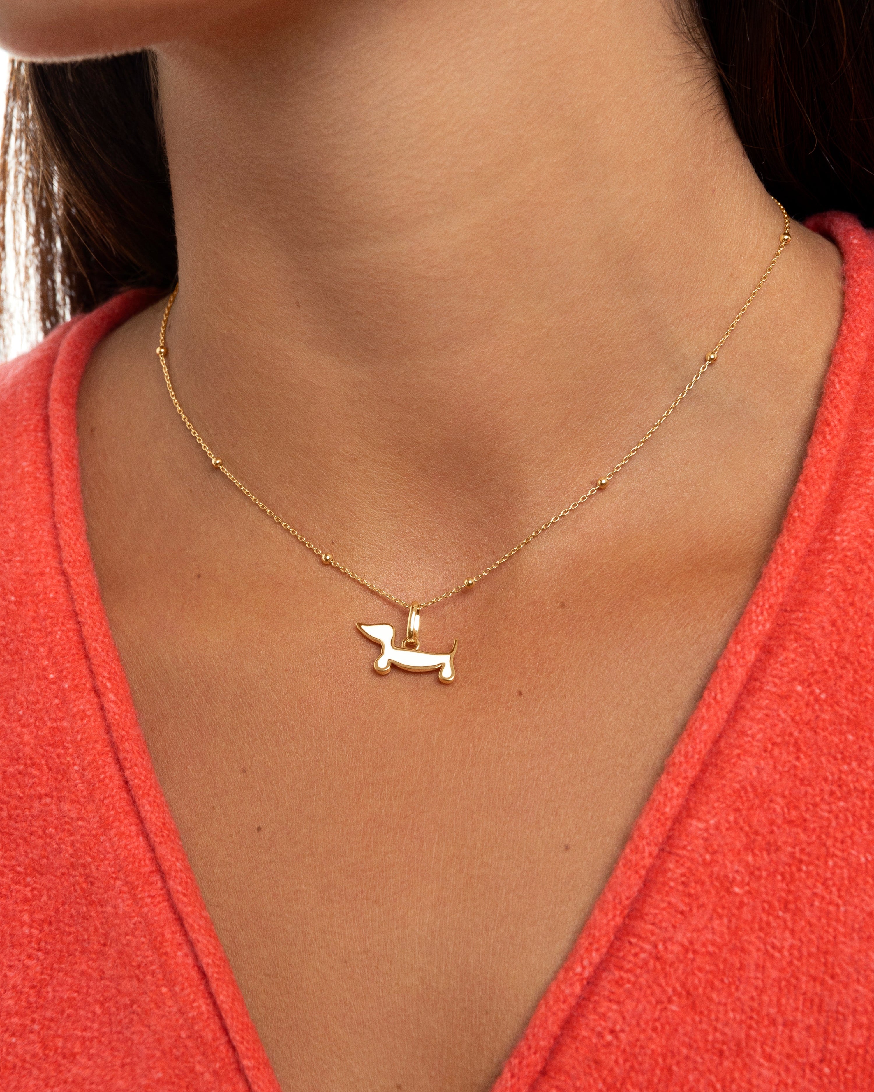 Ciondolo Bassotto Smaltato Bianco Placcato Oro - Shopella